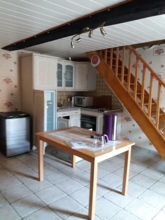 Martin Villa Saint-Gal-sur-Sioule Exterior foto