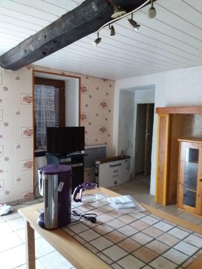 Martin Villa Saint-Gal-sur-Sioule Exterior foto